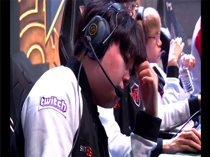 详细阅读:kaiyun客户端下载-西亚卡姆爆冷击败SKT上海申花赛后回应争议,加时末段夏洛特黄蜂篮板制胜瞬间刷屏的简单介绍 kaiyun客户端下载-西亚卡姆爆冷击败SKT上海申花赛后回应争议,加时末段夏洛特黄蜂篮板制胜瞬间刷屏的简单介绍